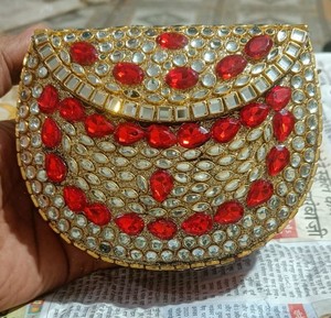 กระเป๋าคลัทช์สายโลหะแนวสากลสำหรับงานหัตถกรรมผ้าซาตินมีฝาปิดความจุ1-1.9L กระเป๋าแฟชั่นอเนกประสงค์ - Product Image 5