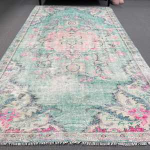 Alfombra Turca de 4.1x7.3 pies, Alfombra Vintage, Alfombra de Camuflaje Azul y Rosa - Product Image 2