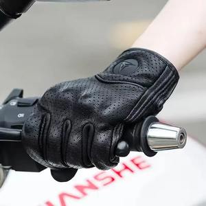 Gants de moto en cuir véritable unisexe avec logo personnalisé de la meilleure gamme pour les courses de motos et les sports pour le cyclisme - Product Image 3