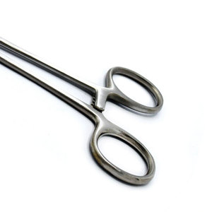 Pinces d'extraction endodontique Pointe de racine en acier inoxydable Saisissant des instruments dentaires pour la chirurgie endodontique de précision - Product Image 3