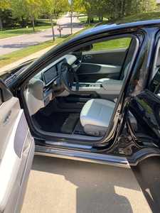 Bien mantenido limpio 2023 Hyunda-i Ionic 6 Limited - Product Image 3