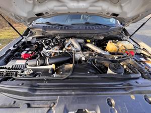 Ford Super Duty F-350 SRW 4x4 Crew Cab XLT 2022, moteur diesel turbo V8 6,7L Powerstroke 4V OHV, B20, pick-up - Product Image 6