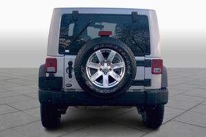 Jeep Wrangler JK Unlimited Sahara V6 SUV 2018 Usado - Listo para Enviar - Product Image 4