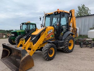 Retroexcavadora JCB 2023 con Cargador Frontal, Motor Perkins, Carga Nominal de 25 Toneladas, Bajo Número de Horas, Excelente Estado, Usada, en Venta, Entrega Rápida - Product Image 4