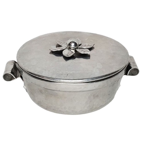 Grossiste Soupières de table en acier inoxydable avec couvercle métallique pour servir les aliments dans la cuisine Ustensiles de cuisine stylés - Product Image 5