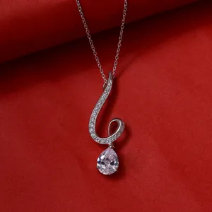 Collier pendentif en acier inoxydable avec zircone cubique taille poire, plaqué rhodium, chaîne maille gourmette classique pour femme - Product Image 4