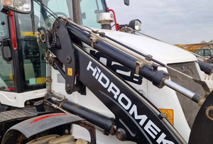 Chargeur rétrocaveuse Hidromek 62SS de qualité supérieure/chargeuse-pelleteuse 102B 2022 avec entraînement 4x4 Skid Steer Bucket Attachment Used Condition - Product Image 5