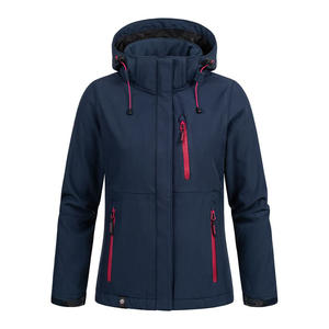 Veste Softshell respirante à capuche réglable avec fermeture éclair de luxe pour femmes Vêtement d'hiver moderne et tendance pour femmes - Product Image 5