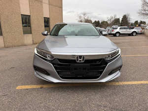 Auto Usado Económico, Honda Accord LX 2019, Volante a la Izquierda - Product Image 3