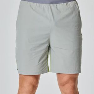 Nouveau design de short pour homme avec logo personnalisé conçu pour un maximum de confort et de performance athlétique - Product Image 2