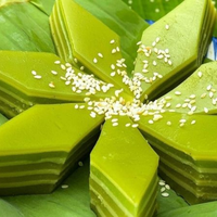 Gâteau aux feuilles de pandan et aux haricots mungo frais et sucré, spécialité vietnamienne, pour les fêtes