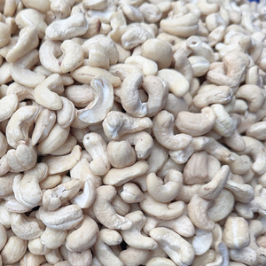 Vente flash 2025 Noix de cajou du Vietnam Santigo W320 Noix de cajou grillées Prêtes à être expédiées - Product Image 1