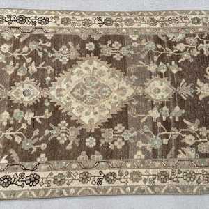 Tapis de couloir vintage 3x8,6 pi (91x263 cm), tapis persan turc brun - Product Image 3