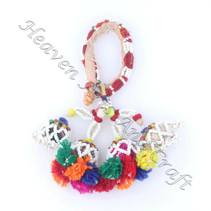 Banjara-Pulseras de estilo étnico con borlas, brazaletes antiguos de Gitana - Product Image 1