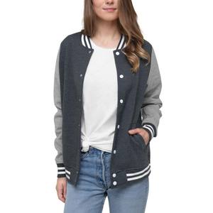 Chaquetas universitarias de béisbol para mujer con logotipo personalizado al por mayor OEM chaquetas universitarias transpirables de punto de lana sólida recortadas para mujer - Product Image 2