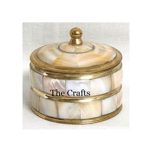 Caja de Almacenamiento de Joyas de Diseño Más Reciente con Metal de Primera Calidad y Trabajo en Madreperla, Caja de Almacenamiento de Joyas a Precios Asequibles - Product Image 3