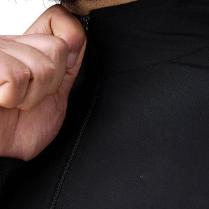 Fabricante de calidad superior Hombres Diseño de panel de moda Camisetas de manga corta de algodón de poliéster de punto Ropa de gimnasio de deportes al aire libre - Product Image 2