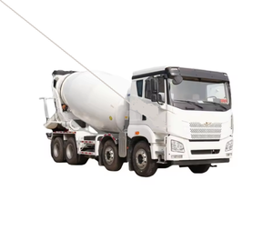 Camion malaxeur à béton autochargeur 8x4 de 12m³ pour ciment, modèle 2024 - Product Image 3