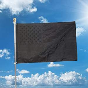 Drapeaux américains noirs 3x5 pieds, drapeau américain entièrement noir brodé pour l'extérieur, fabriqué aux États-Unis, drapeau américain double face très résistant - Product Image 4