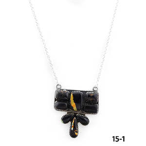 Collier artisanal du Sud-Ouest en argent sterling et Black Jack, objet de collection culturel - Product Image 2