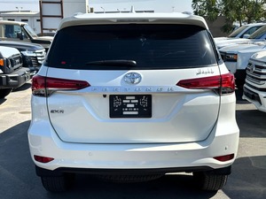 TOYOTA FORTUNER EXR 2021 USADO, Volante a la Izquierda/Derecha - Product Image 4
