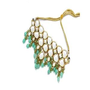Conjunto de Joyería Fina de Acero Inoxidable y Cobre con Baño de Oro, Verde Menta, Estilo Tumble y Polki Kundan, con Zirconia como Piedra Principal - Product Image 2