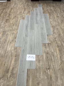 Produits phares 2026 : Revêtement de sol SPC à clipser, carrelage vinyle 100 % PVC vierge - Product Image 3