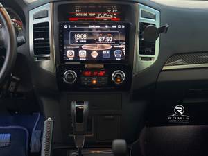 Mitsubishi Pajero GLS 4WD SUV Usato del 2020 |   Trasmissione Automatica |   Guida a Sinistra |   Pronto per l'esportazione - Product Image 5