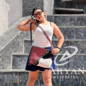 กระเป๋าข้างหนังลายนูนสำหรับผู้หญิงทำจากหนังวินเทจ - Product Image 1