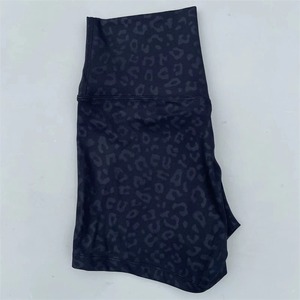 Ignite Sports Pantalones cortos de yoga sin costuras para mujer Scrunch Bum para impacto Pantalones cortos de gimnasio Levantamiento de glúteos Entrenamiento Estiramiento Leggings de patrón sólido - Product Image 3