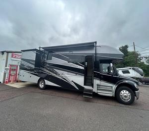 MEILLEURE OFFRE 2026 Jayco S-e-n-e-c-a 37K prêt à la vente - Product Image 1