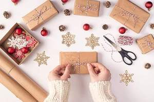 Nouveau Design Décorations De Noël En Bois Arbre De Noël Pendentif Flocon De Neige Ornement Suspendu À La Main Rustique En Bois Décor De Vacances - Product Image 5