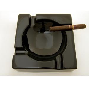 Modern Resin Smokeless Square <b>Ashtray</b> with Customizable Color & Size Stylish Home & Car Decor - Product Image 3