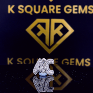 Colgante de Moissanita Personalizado con Letra para Niños y Hombres, Diseño de Hielo en Plata de Ley 925, Pasa el Test de Diamantes - Product Image 1