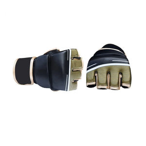 Meilleures ventes 2025 Gants MMA de service OEM en cuir de haute qualité, poids léger, tailles 8oz 12oz 16oz Fabriqué au Pakistan - Product Image 2