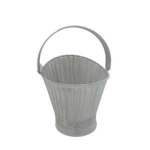 Jardinière en charbon de fer faite à la main avec poignée en or antique utilisable pour le jardinage décoratif à la maison Pots de fleurs et jardinières - Product Image 2
