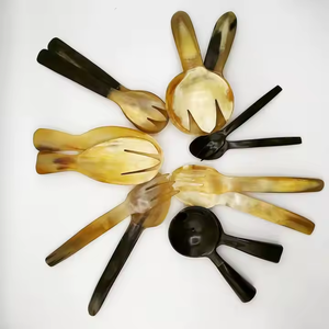 Petite cuillère en corne de buffle de qualité supérieure avec un ensemble mignon pour le prix du dîner par l'artisanat du croissant - Product Image 1
