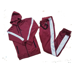 Venta al por mayor de fábrica de los hombres de encargo del deporte de la tecnología de lana Slim Fit chándal lavado con ácido con logotipo característica de gran tamaño diseño de la llamarada - Product Image 6