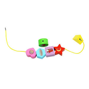 Jouets en bois 3-en-1 : Blocs de tri, Horloge, Clé, Empilage et Empilement - Product Image 5
