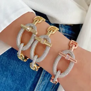 Anillo de Dedo de Diseño Moderno y Elegante con Hebilla OT, Completamente Adornado con Circonitas, Chapado en Dos Tonos, Joyería de Lujo para Mujer, Juego de Anillos y Brazaletes - Product Image 4