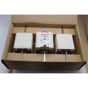 Электронный предохранитель типа NH2UD69V500PV, эффективная защита, керамический предохранитель 500A 690V для предохранителей, промышленные предохранители - Product Image 2