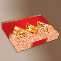 Boîte de chocolats et de bonbons de luxe personnalisée avec laminage mat et gaufrage biodégradable pour les invités