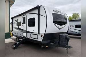 Autocaravana 2023 F-o-r-e-s-t R-i-v-e-r Flagstaff Micro Lite 21FBRS, Remolque de Viaje, Casa Rodante - Product Image 4