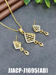 Premium AD Chaîne Pendentif Alliage 1.7325 Carat Léger Bijoux Accessoires 12 Pièces En Gros Fournisseur En Ligne B2B Export - Product Image 2