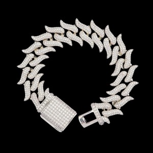 Chaîne cubaine audacieuse en argent sterling, vente chaude, pour bijoux de déclaration hip-hop certifiés, rappeurs, artistes, colliers en moissanite - Product Image 2