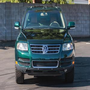 VOLKSWAGEN TOUAREG V10 TDI 2004 d'occasion, conduite à gauche/droite - Product Image 1