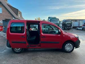 CITAN Usada de 2017 en Buen Estado con Asientos de Cuero y Control de Crucero Adaptativo - Product Image 3