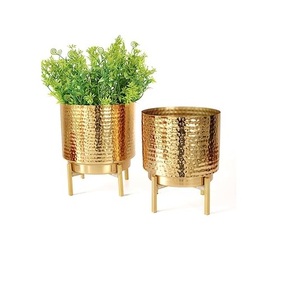 Jardinière en métal doré, décoration de pépinière, pot de fleurs en métal, nouveau style, jardinière arrondie - Product Image 1