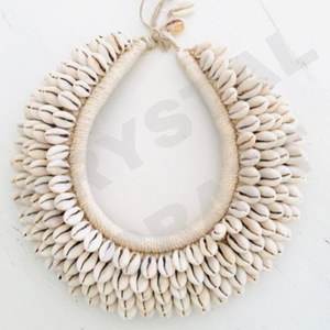 Collar de Cuentas de Vidrio Hecho a Mano para Mujer, Estilo Bohemio Étnico Tribal, Medallón con Estampado de Huella de Pata, Bordado Personalizado - Product Image 2