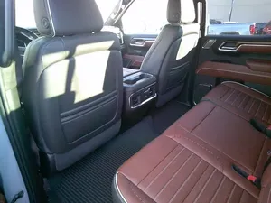 Used <strong>2025</strong> <strong>GMC</strong> <strong>Sierra</strong> 1500 <strong>Denali</strong> Ultimate Crew Cab 4WD
